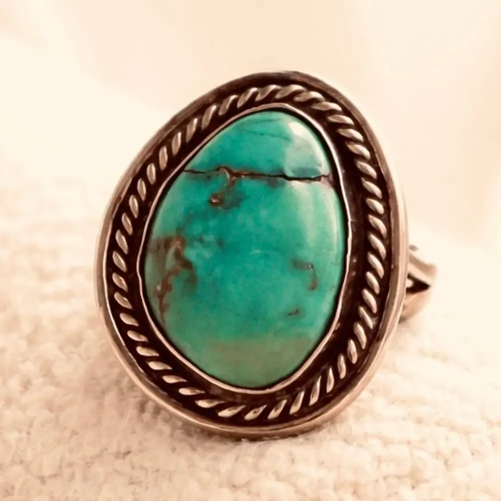 Navajo Turquoise Vintage Sterling Silver 925 Ring Size 6 - Picture 2 of 9